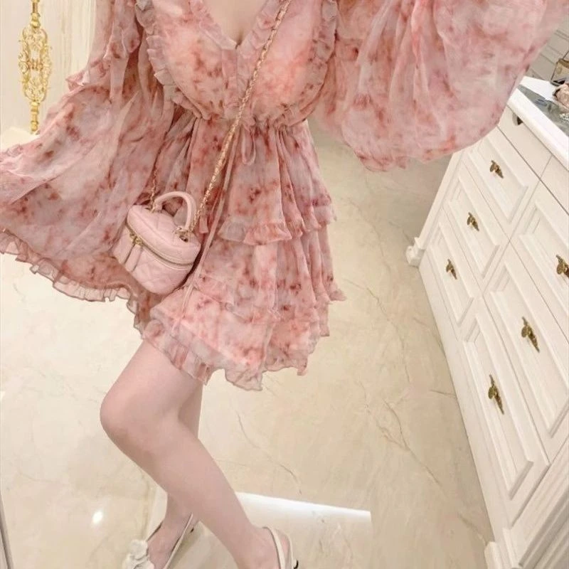 韩系氛围感小众清新独特漂亮千金风短裙高级感粉色碎花连衣裙女夏