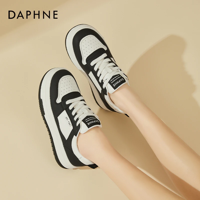 达芙妮黑白熊猫板鞋厚底小白鞋女复古系带新款爆款休闲运动鞋子