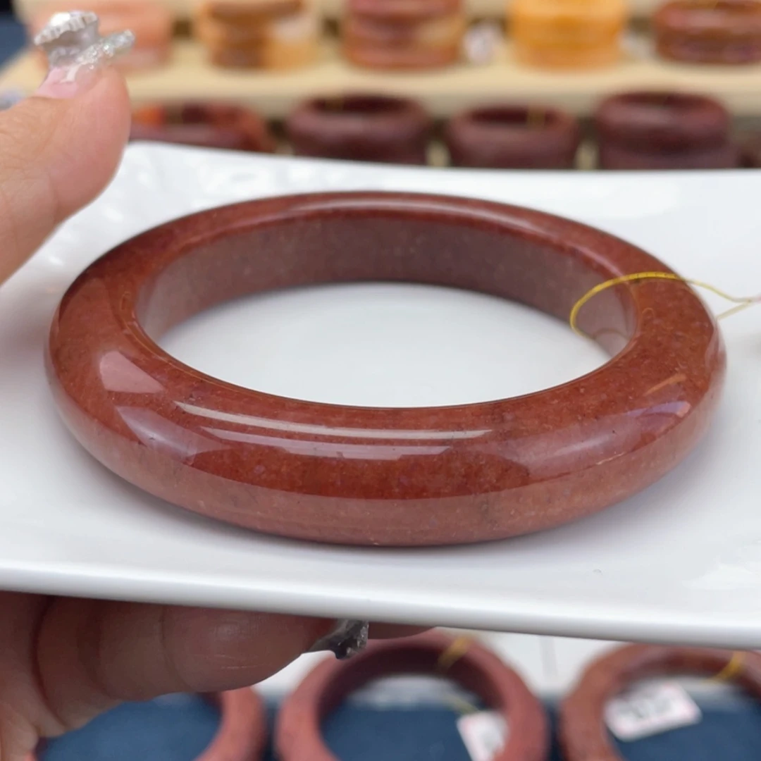 【闪购商品】石英岩玉手镯未镶嵌︶****ヾ