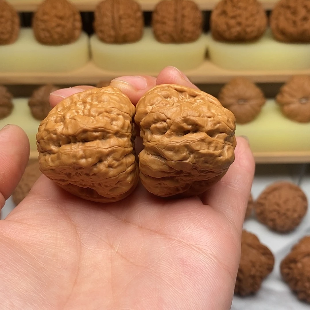 桃核吊坠蛤蟆头39尺