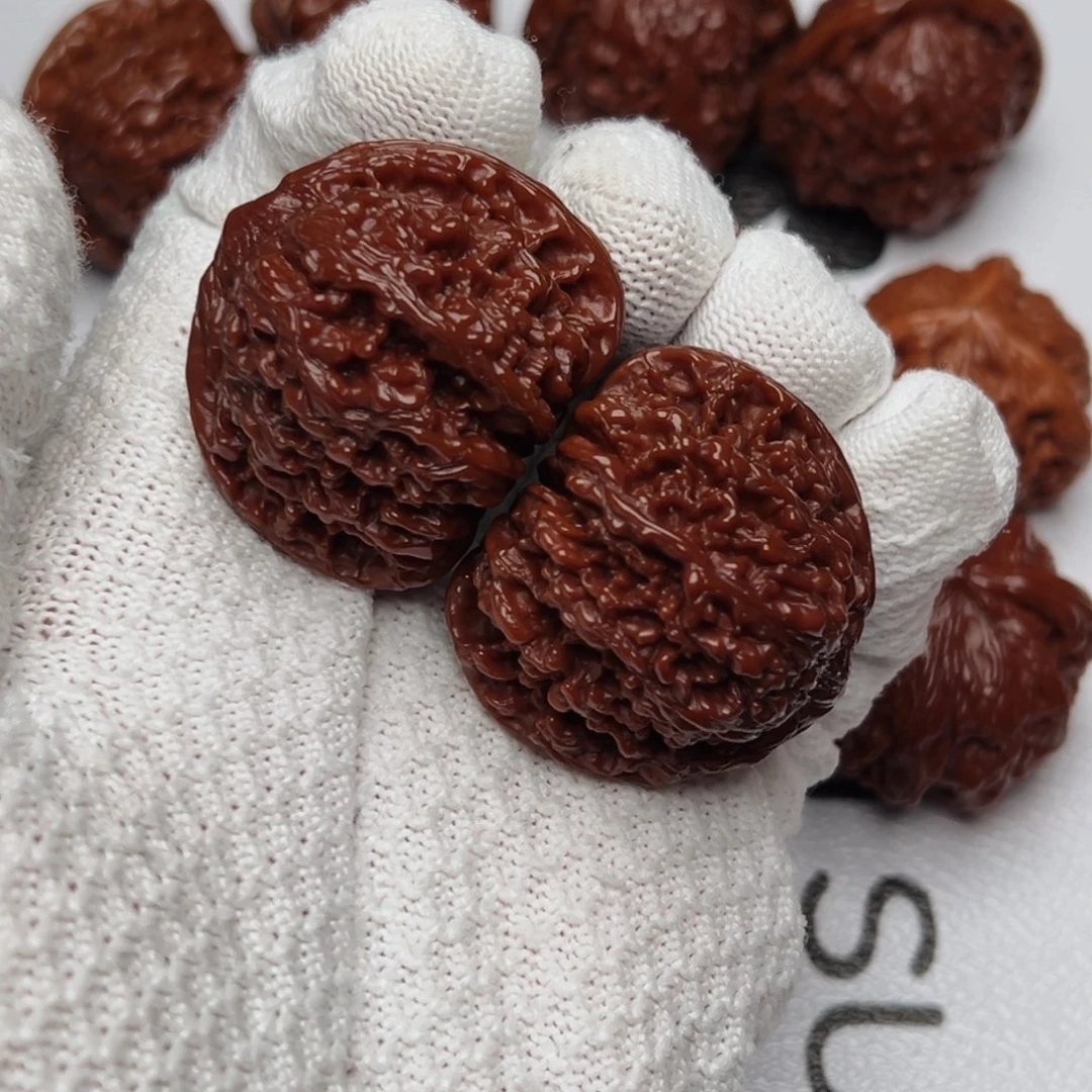 把件文玩核桃满天星狮子头文玩核桃