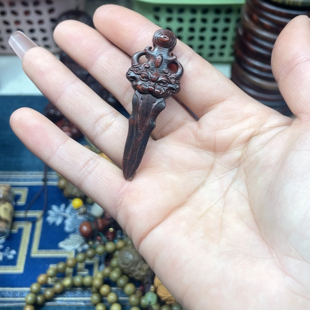 维腊木（绿檀）无事牌