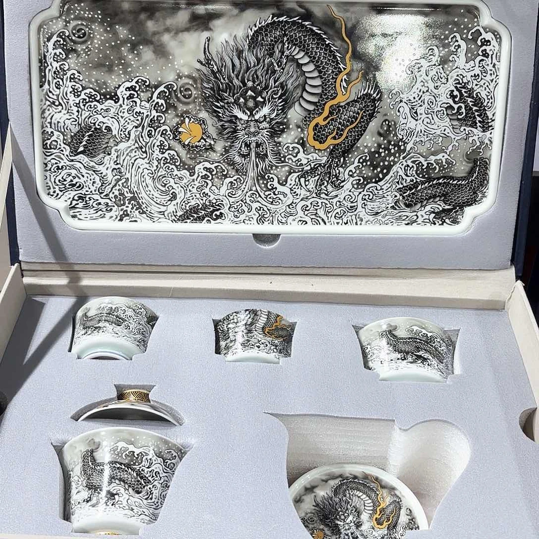 瓷片景德镇瓷器展在