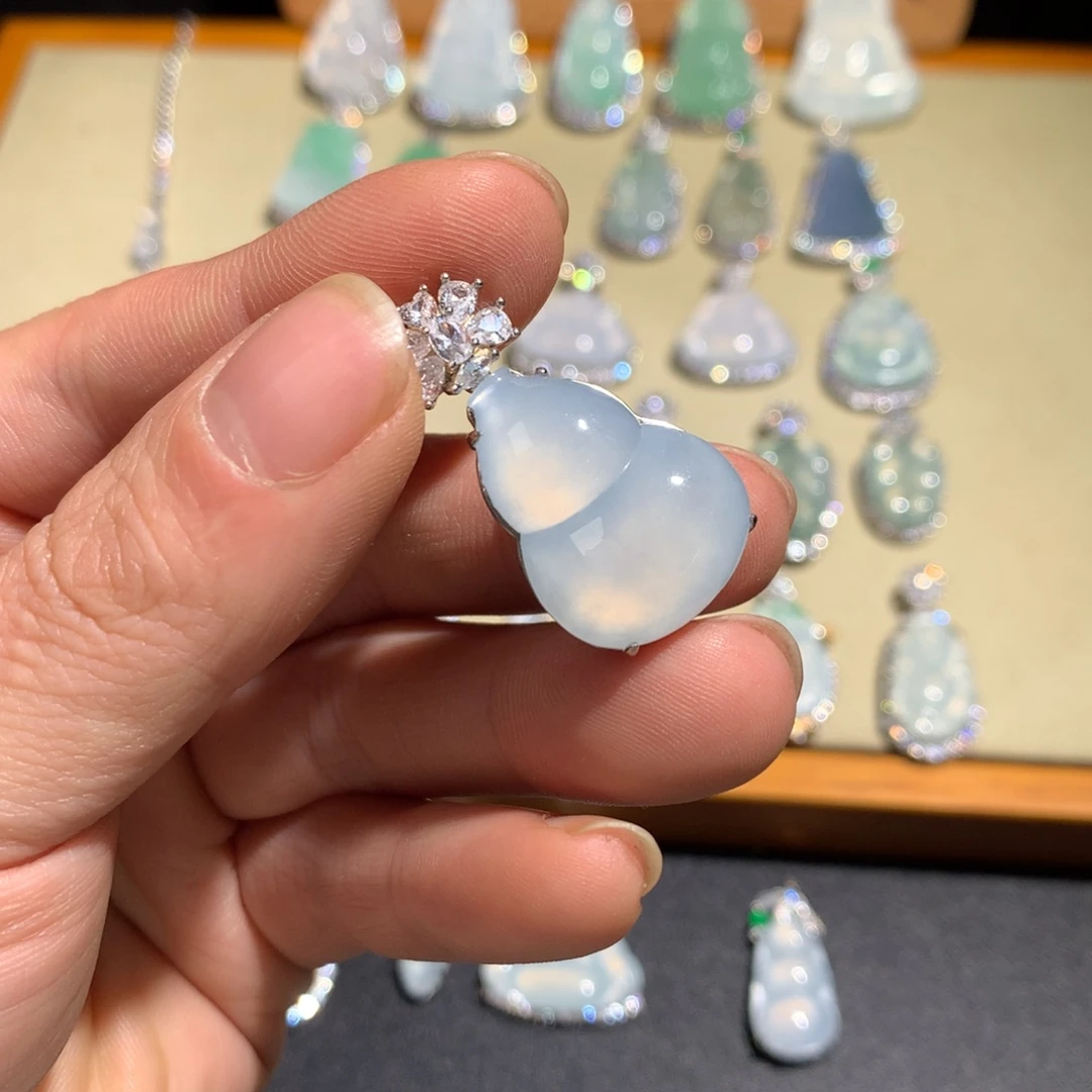 星***眠翡翠银S925镶嵌颈饰