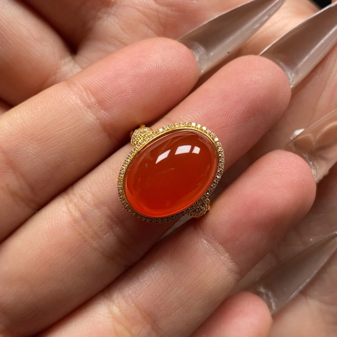 南红玛瑙18K金镶嵌戒指