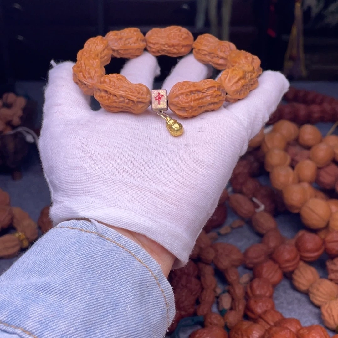 s****文玩核桃吊坠秋子