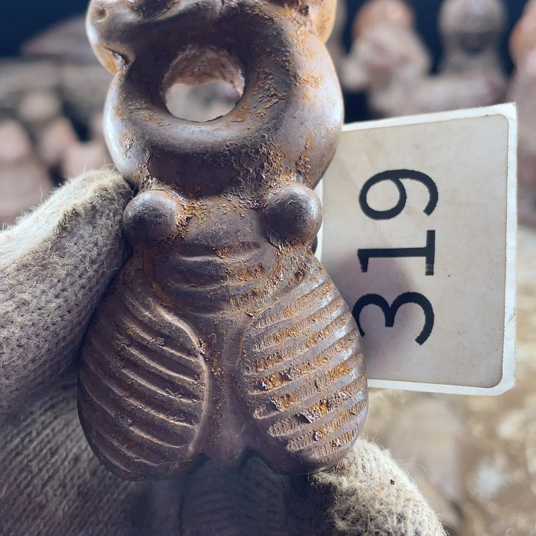 和田玉（糖玉）未镶嵌挂件