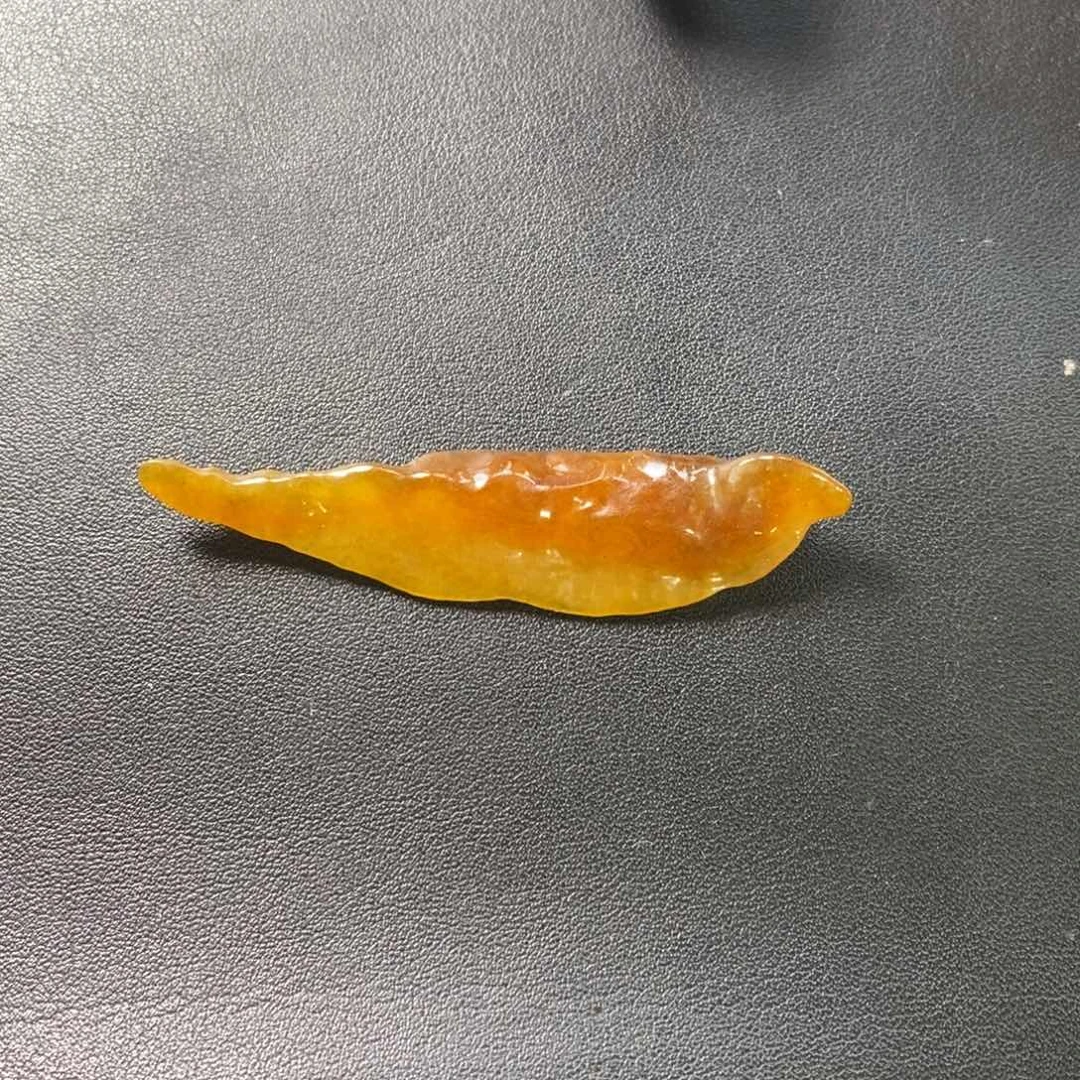 定制翡翠未镶嵌冰黄