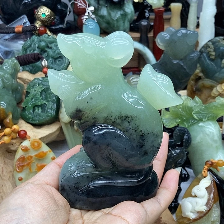 岫玉未镶嵌手把件