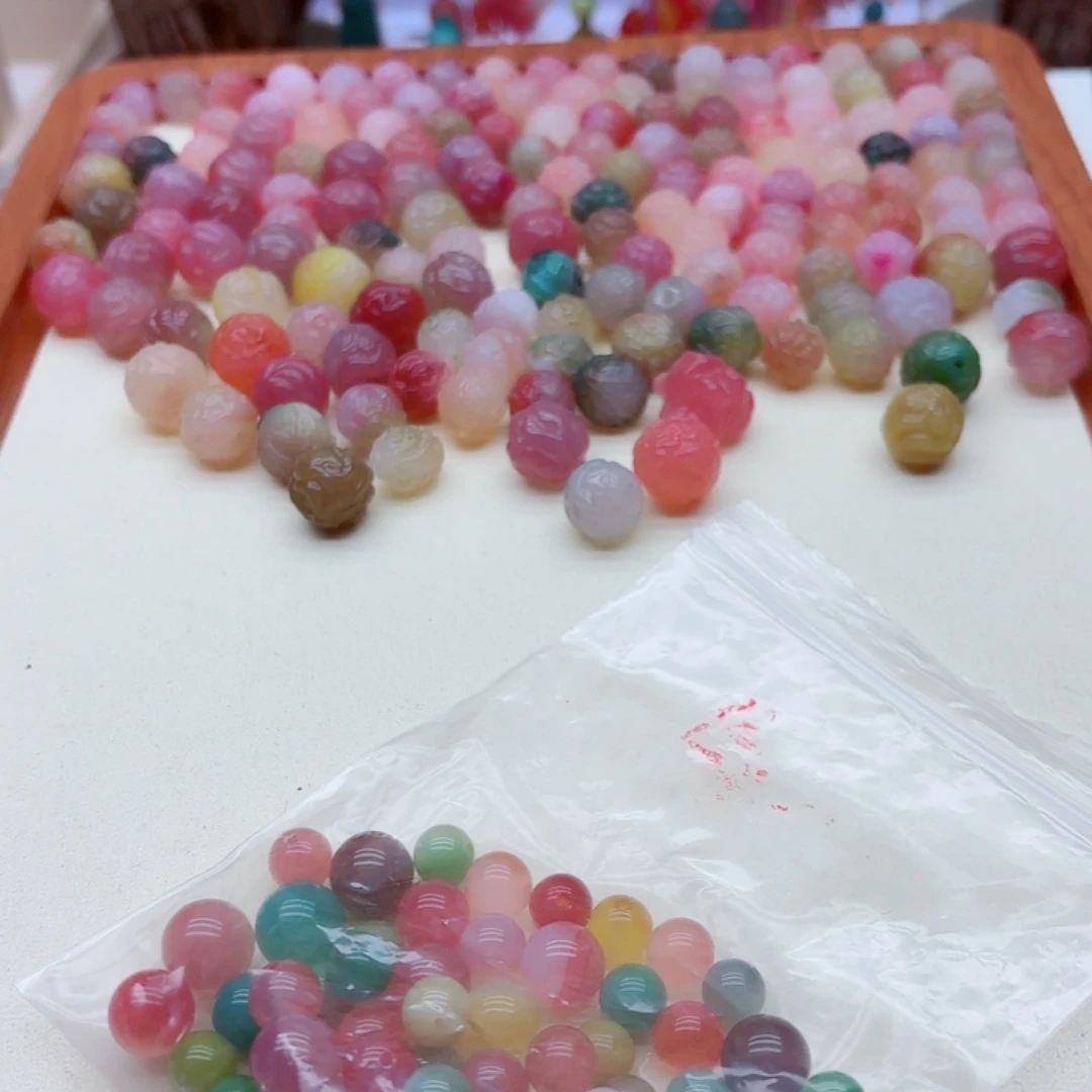 玛瑙/玉髓手串未镶嵌盐源015