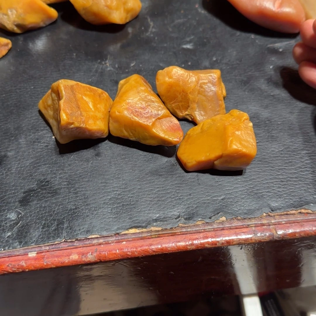 顽***主老挝石田黄．．．．．北部，