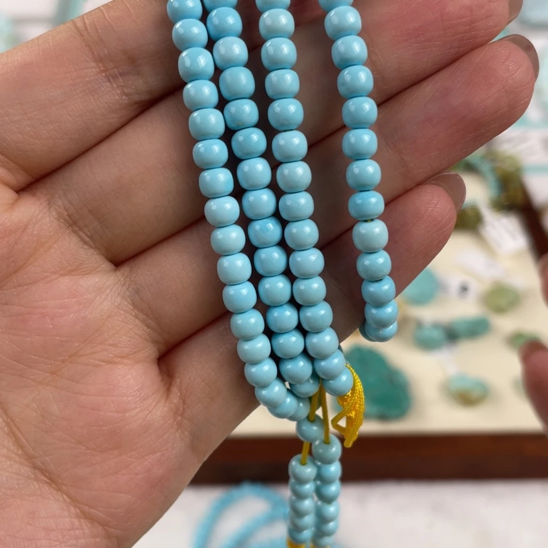 未镶嵌绿松石颈饰