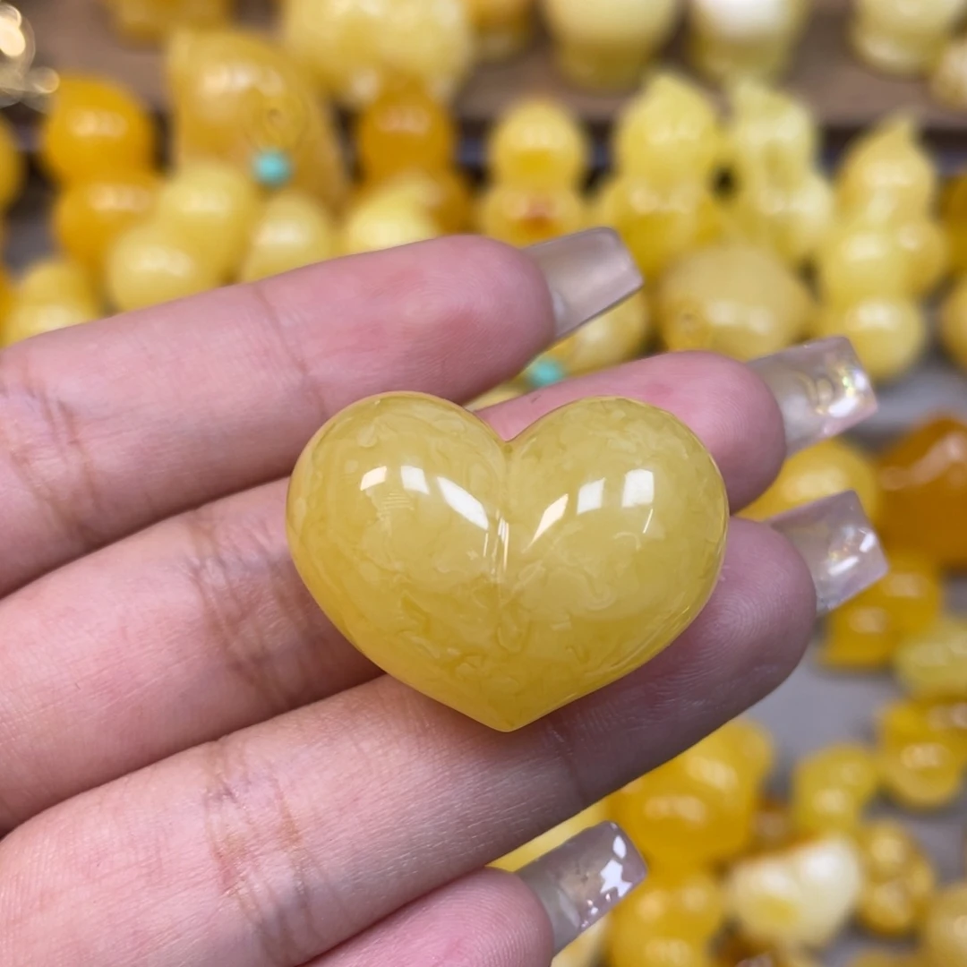 琥珀未镶嵌珠宝奇石