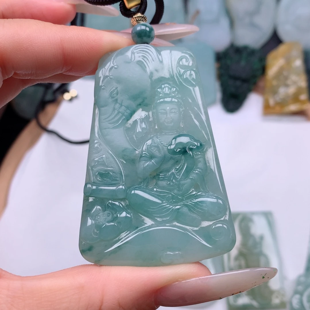 【闪购商品】翡翠颈饰未镶嵌L*'普贤