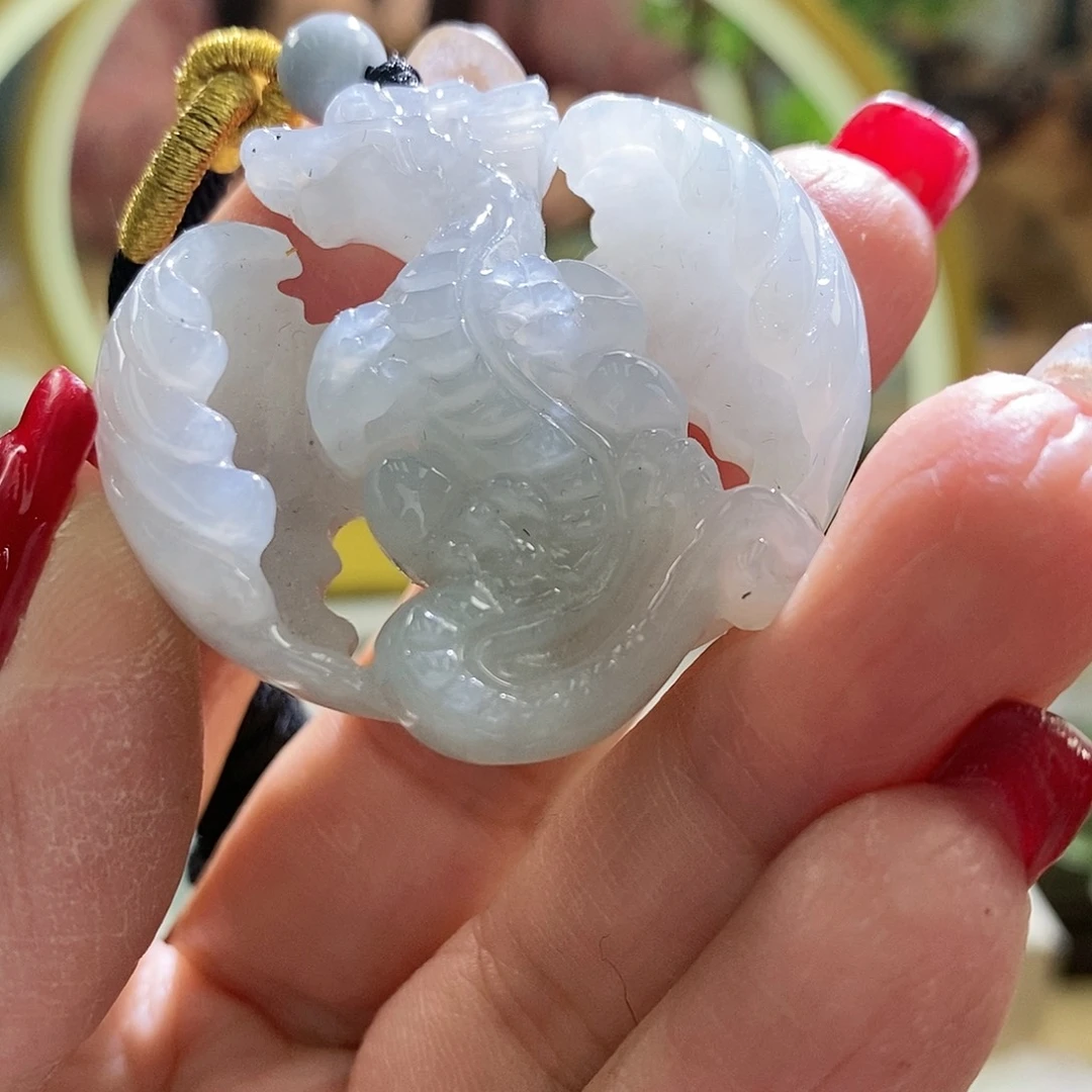 【闪购商品】翡翠颈饰未镶嵌宝宝