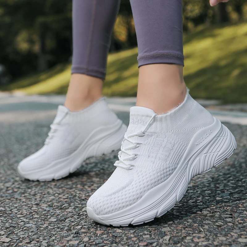 牛霸道 健身推荐加绒冬季新款健身跳舞轻便软底曳步舞鞋235512