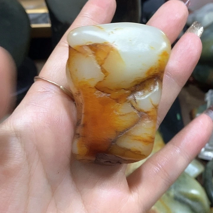 未镶嵌和田玉（糖玉）挂件