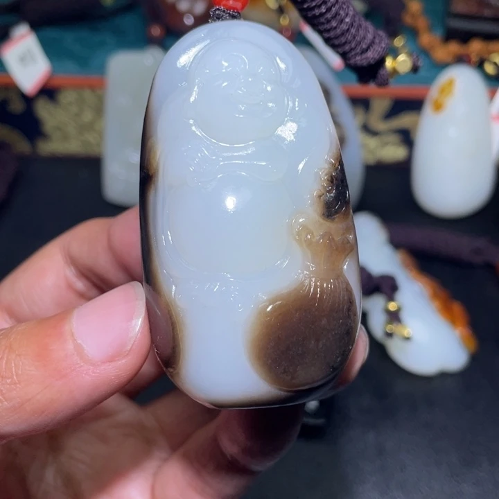 和田玉未镶嵌颈饰J