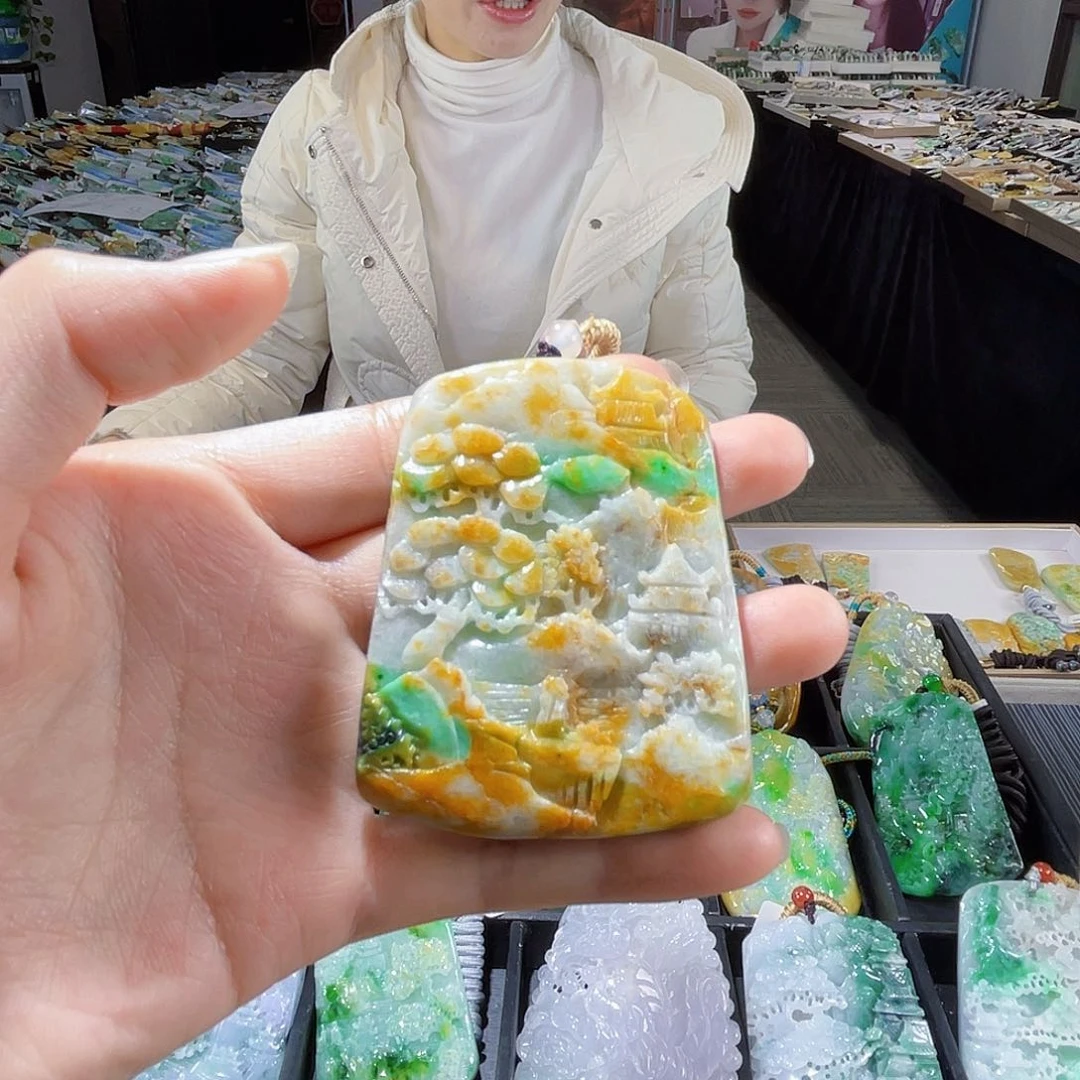 颈饰未镶嵌翡翠翡翠