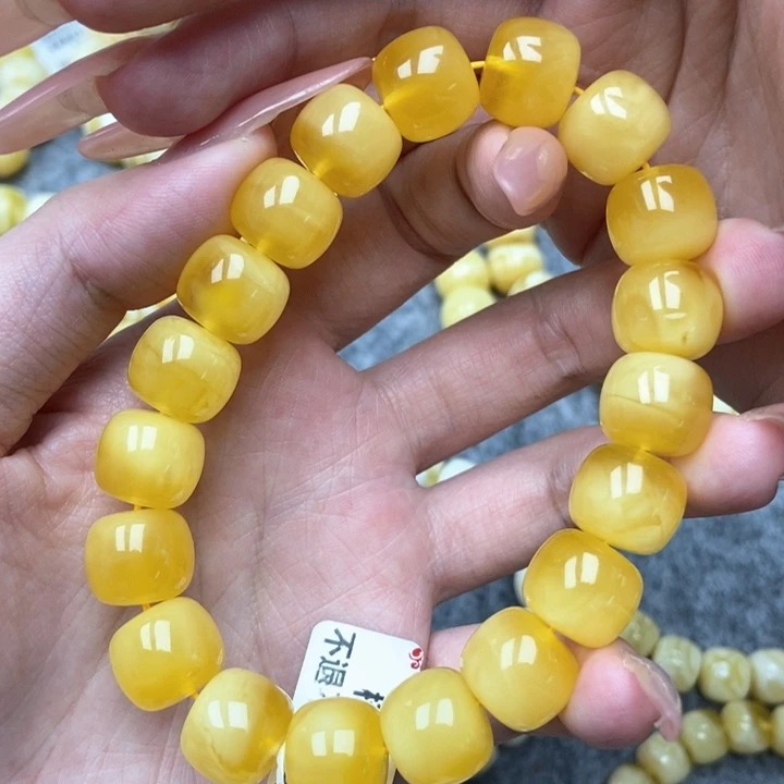 琥珀未镶嵌珠宝奇石12