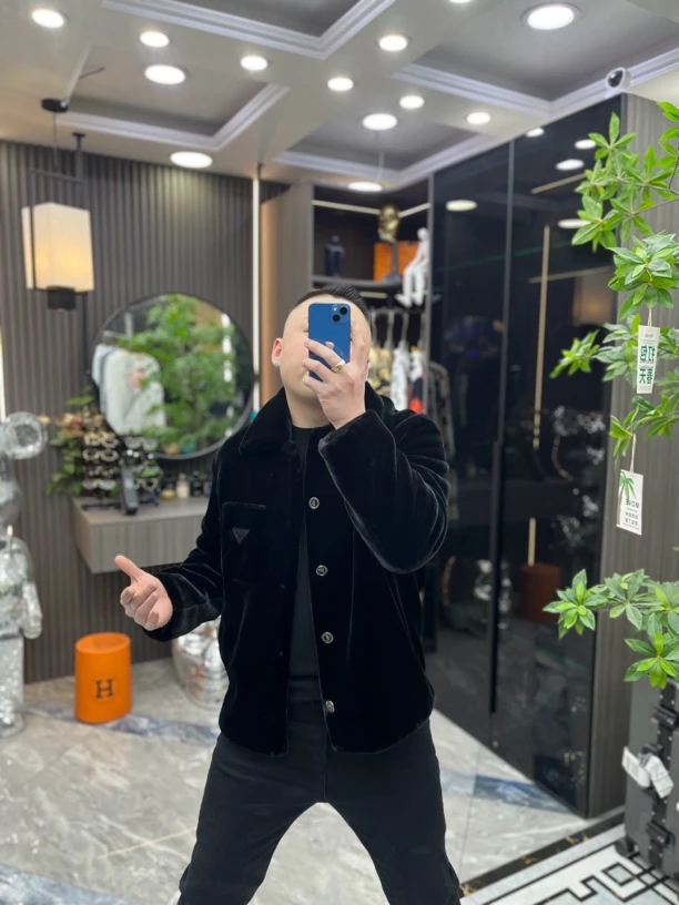 SH轻奢时尚高端男士雅痞三角标水晶绒休闲外套 88886