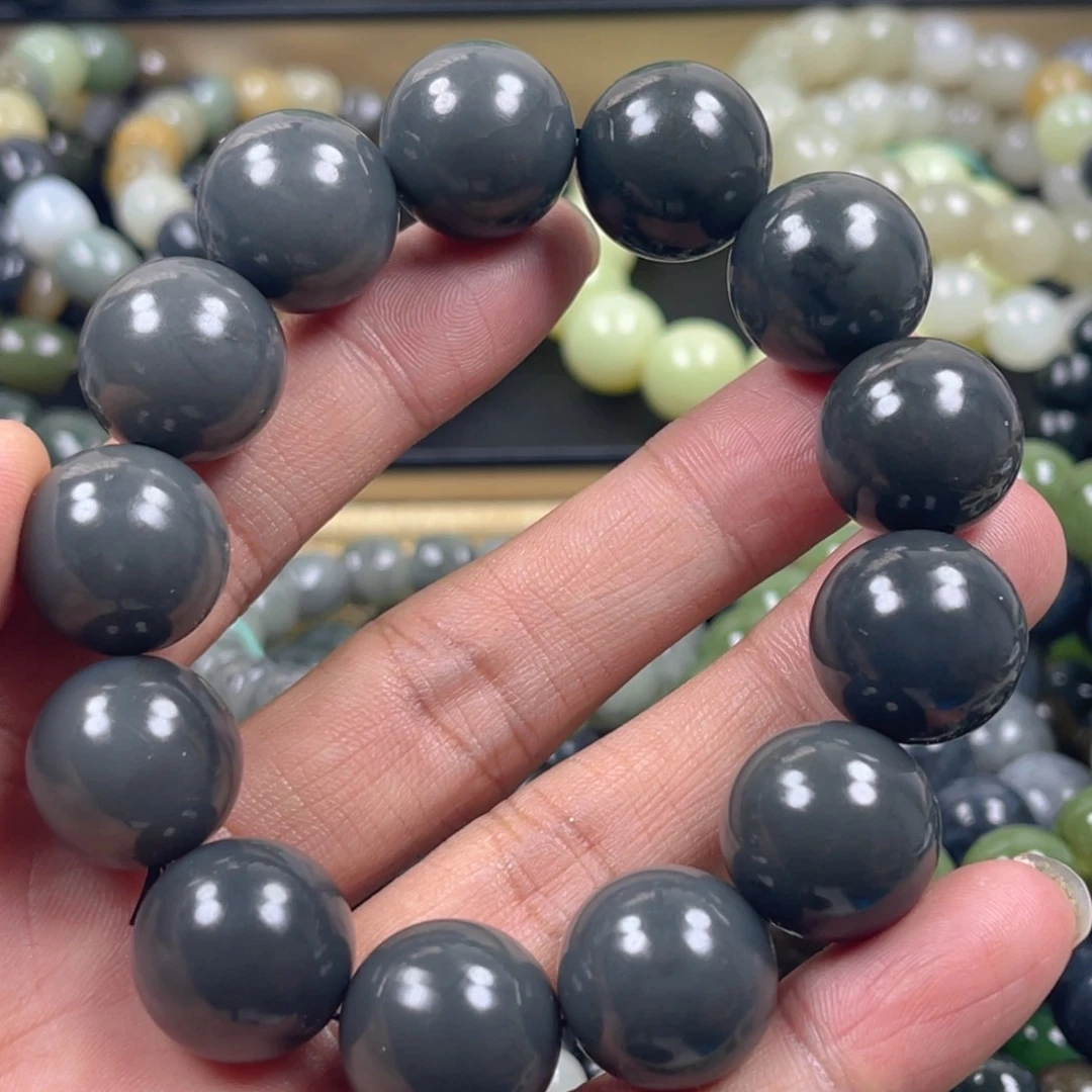 和田玉手串未镶嵌