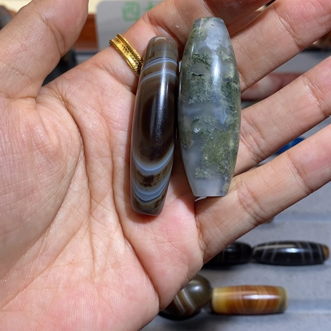 玛瑙/玉髓颈饰未镶嵌辉*