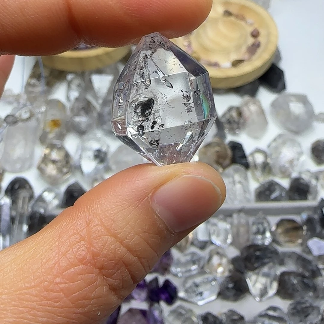 未镶嵌水晶珠宝半成品