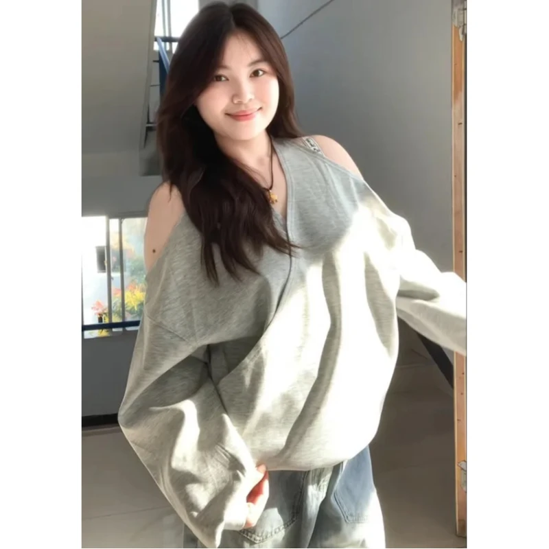 大码微胖MM灰色露肩V领高级感卫衣女秋季宽松巨显瘦百搭长袖上衣