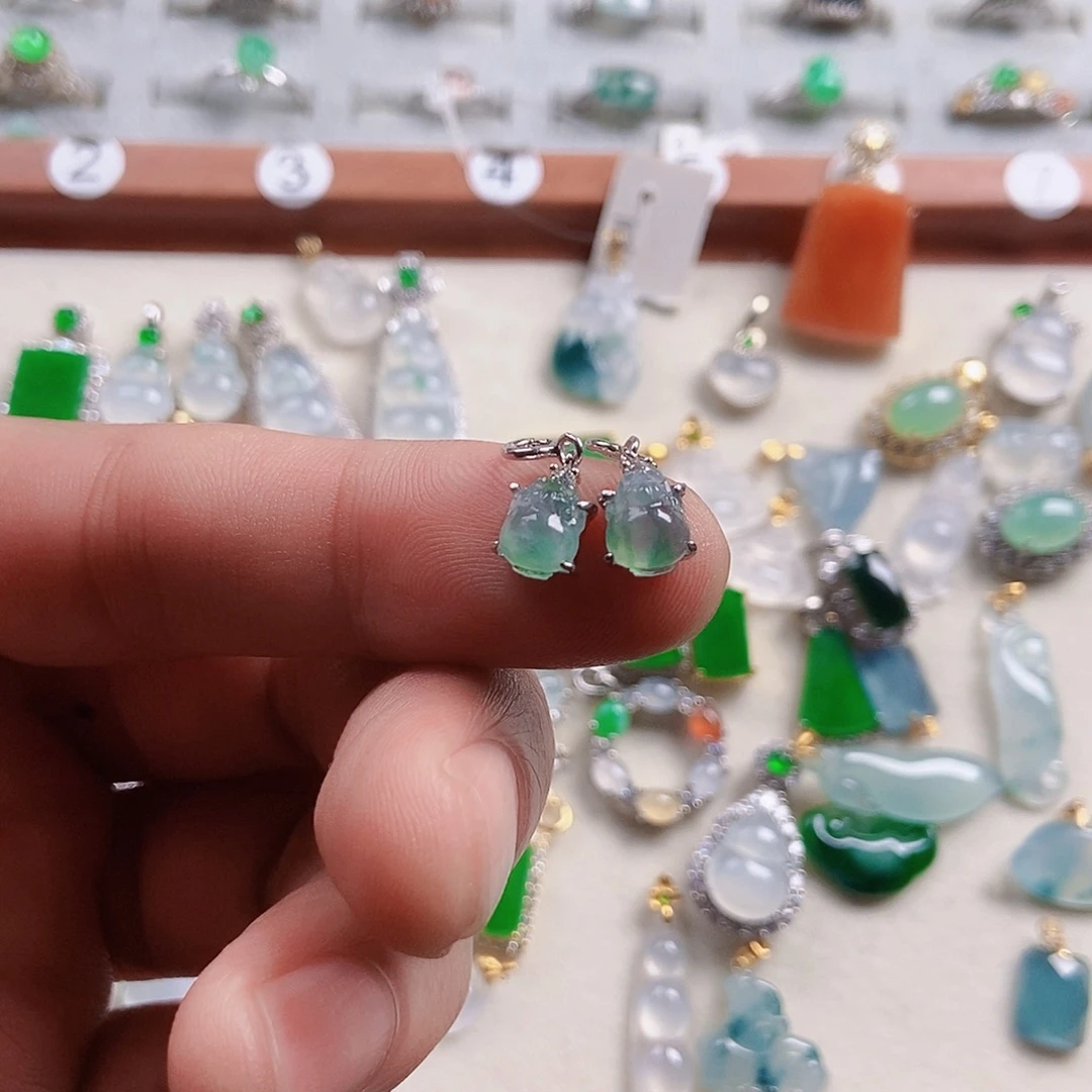 翡翠银S925镶嵌颈饰