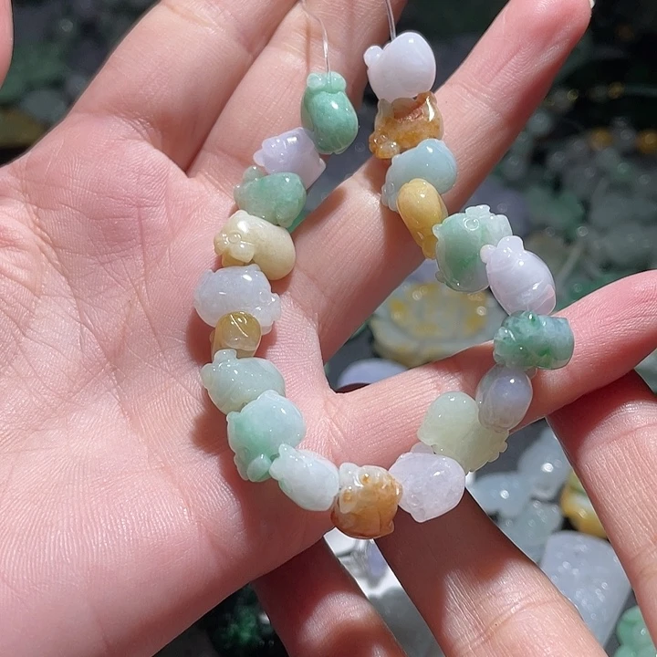 颈饰未镶嵌翡翠天