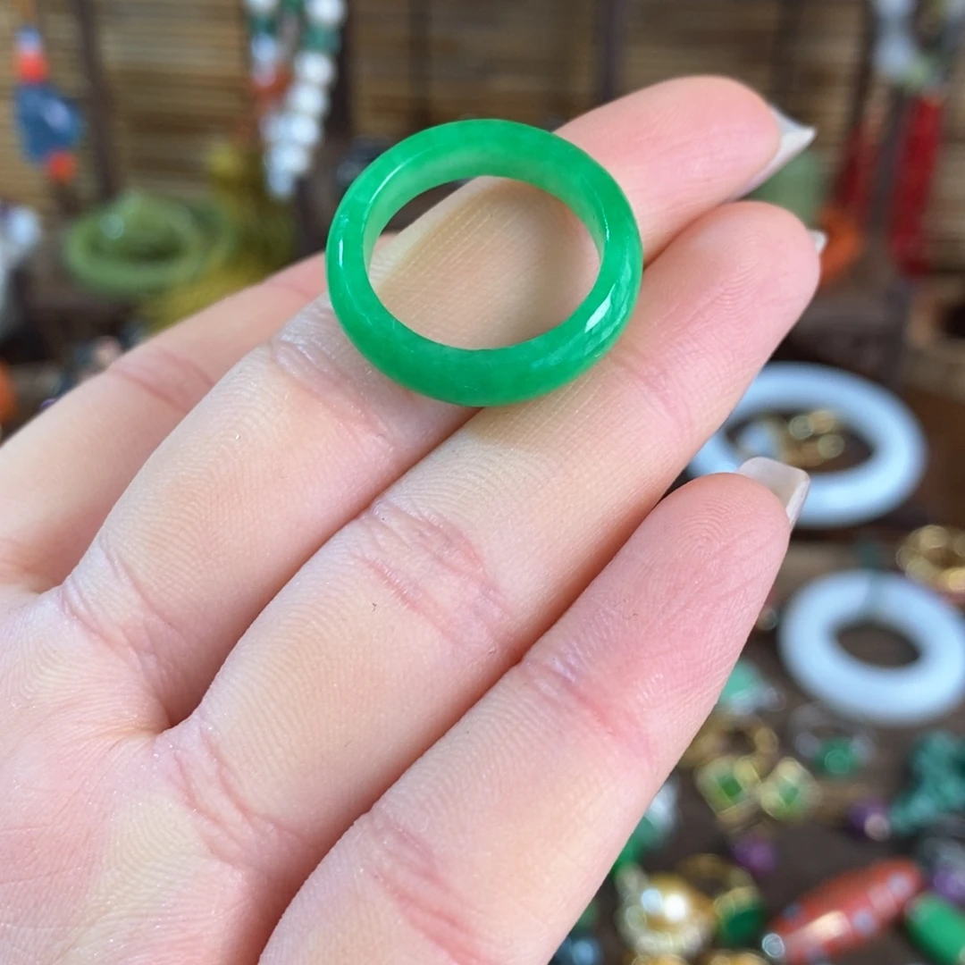 飞***衣翡翠未镶嵌戒指漂亮漂亮漂亮漂亮漂亮