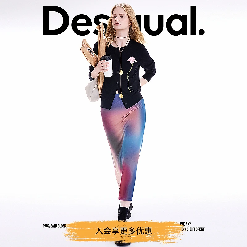 Desigual25秋冬新品羊毛混纺玫瑰提花刺绣圆领开衫黑色女士针织衫