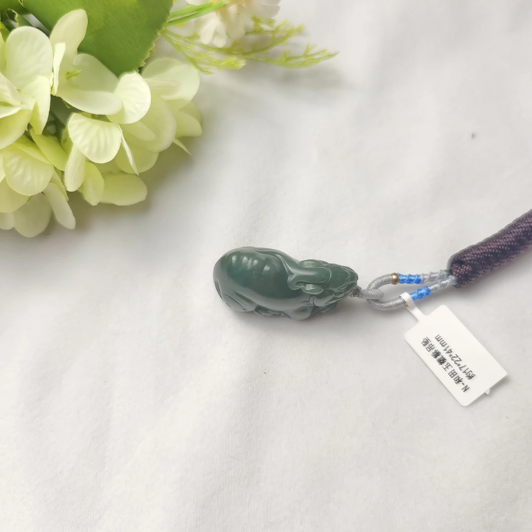 约17*22*41mm和田玉貔貅吊坠