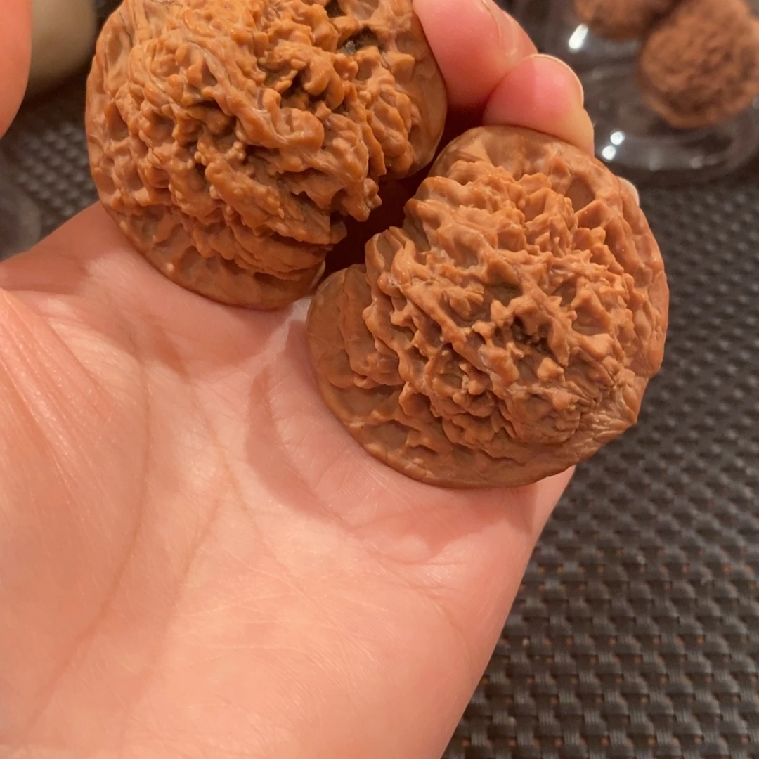 文玩核桃吊坠47全品满天星