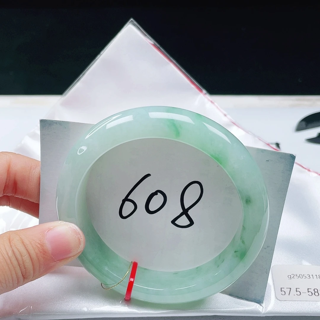 翡翠未镶嵌手镯57+正圈