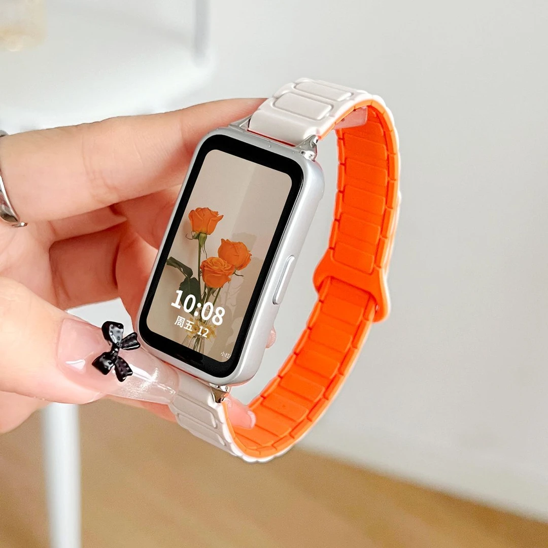 适用华为手环10表带band9/8NFC版硅胶磁吸高级感表链装甲回环腕带