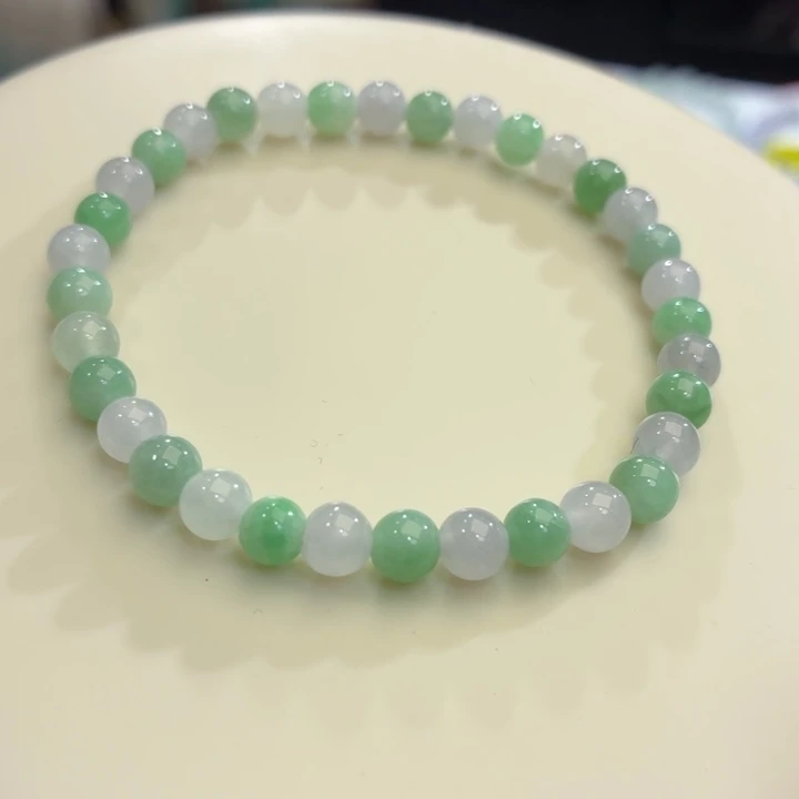 翡翠未镶嵌手链卡5.6福利款