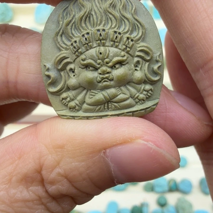 绿松石雕刻未镶嵌