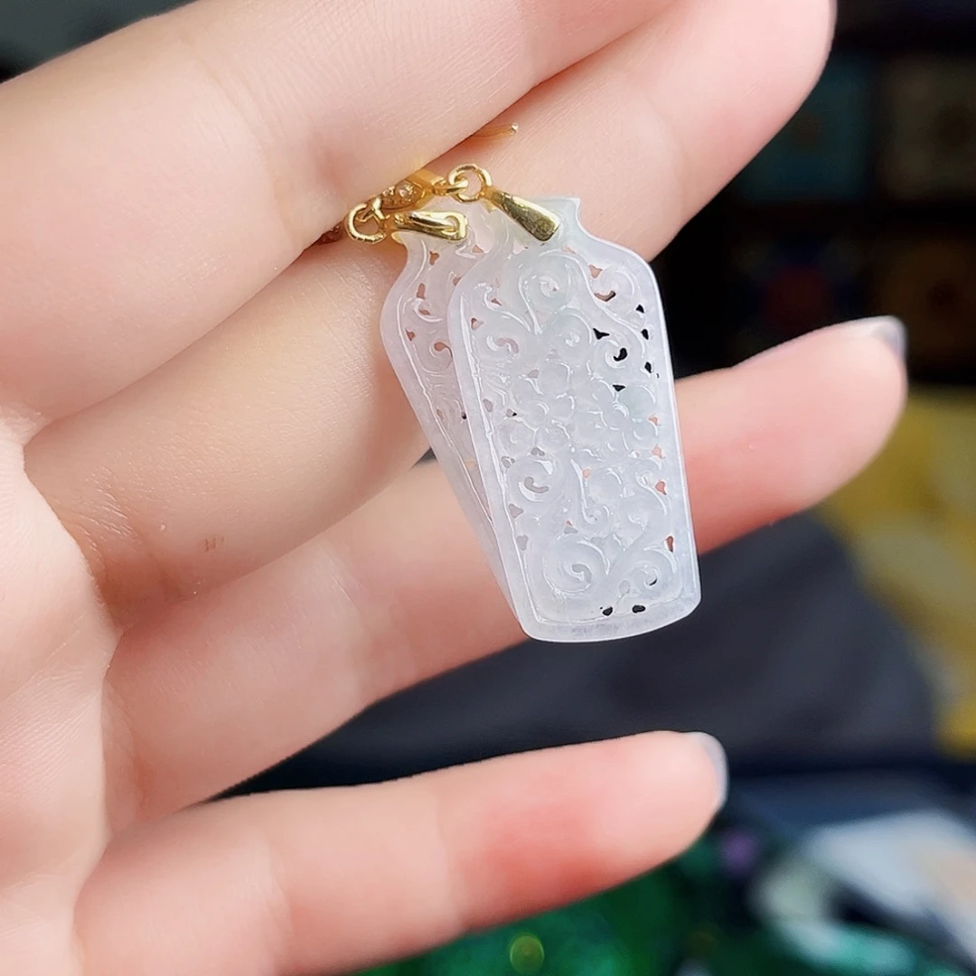 颈饰银S925镶嵌翡翠多样性