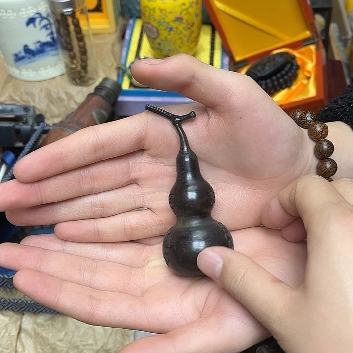 大叶紫檀（黑酸枝木类）