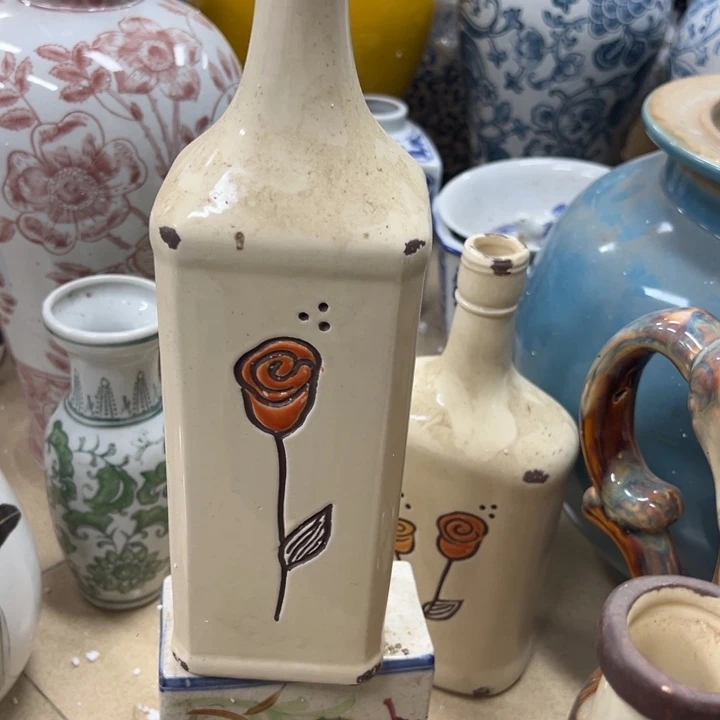 瓷片微瑕。。。。。。。。。。