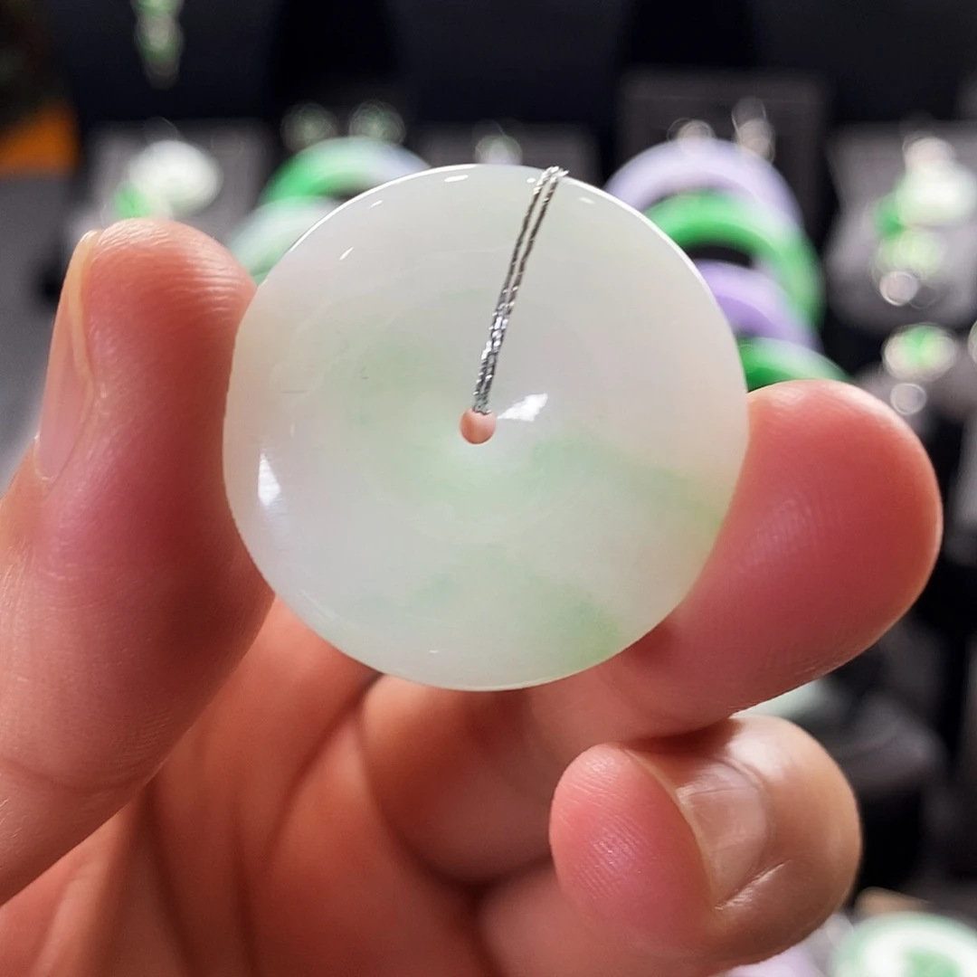 翡翠未镶嵌颈饰翡翠吊坠