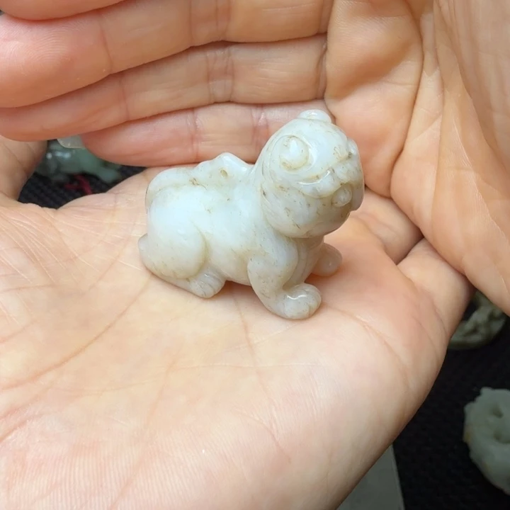 舒***！吊坠小老虎把件新疆收藏品