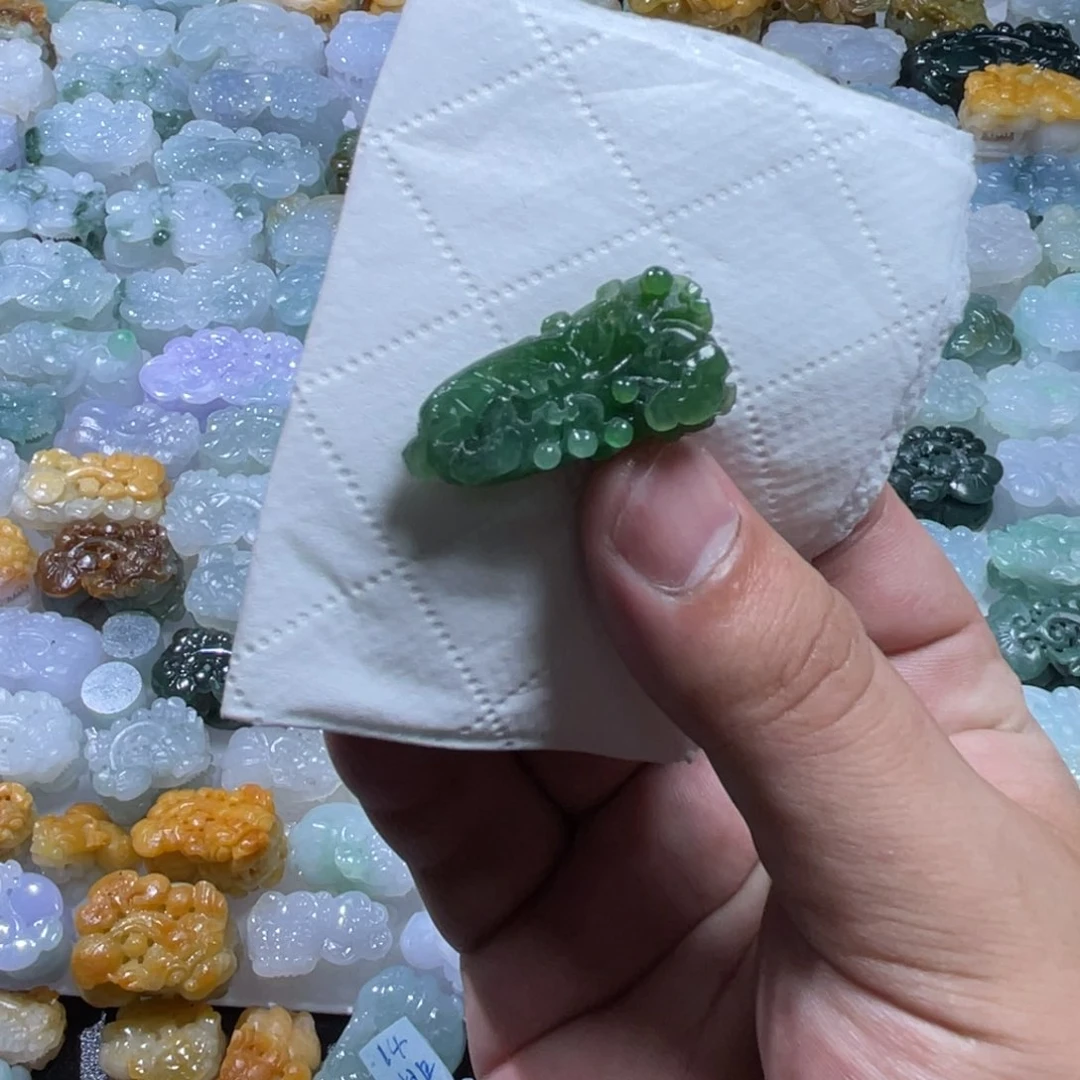 定制翡翠未镶嵌天然