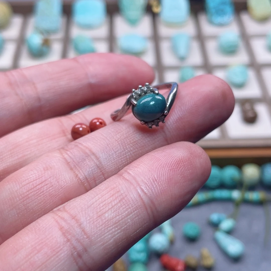 南红玛瑙配饰未镶嵌