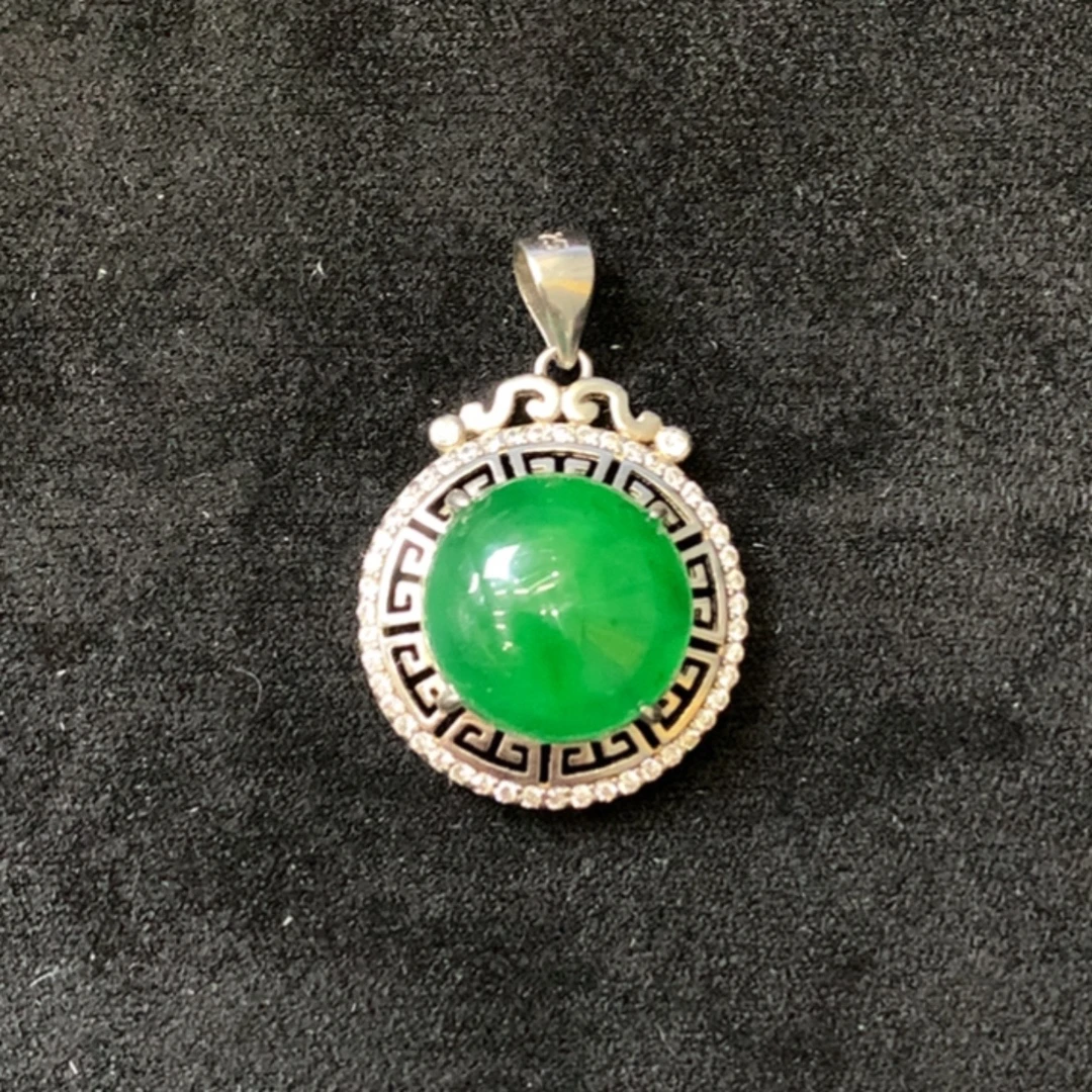 天然翡翠a货吊坠蛋面