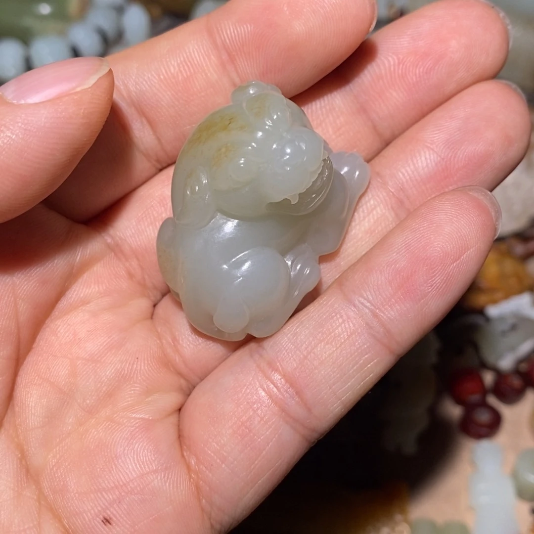 和田玉颈饰未镶嵌龍*