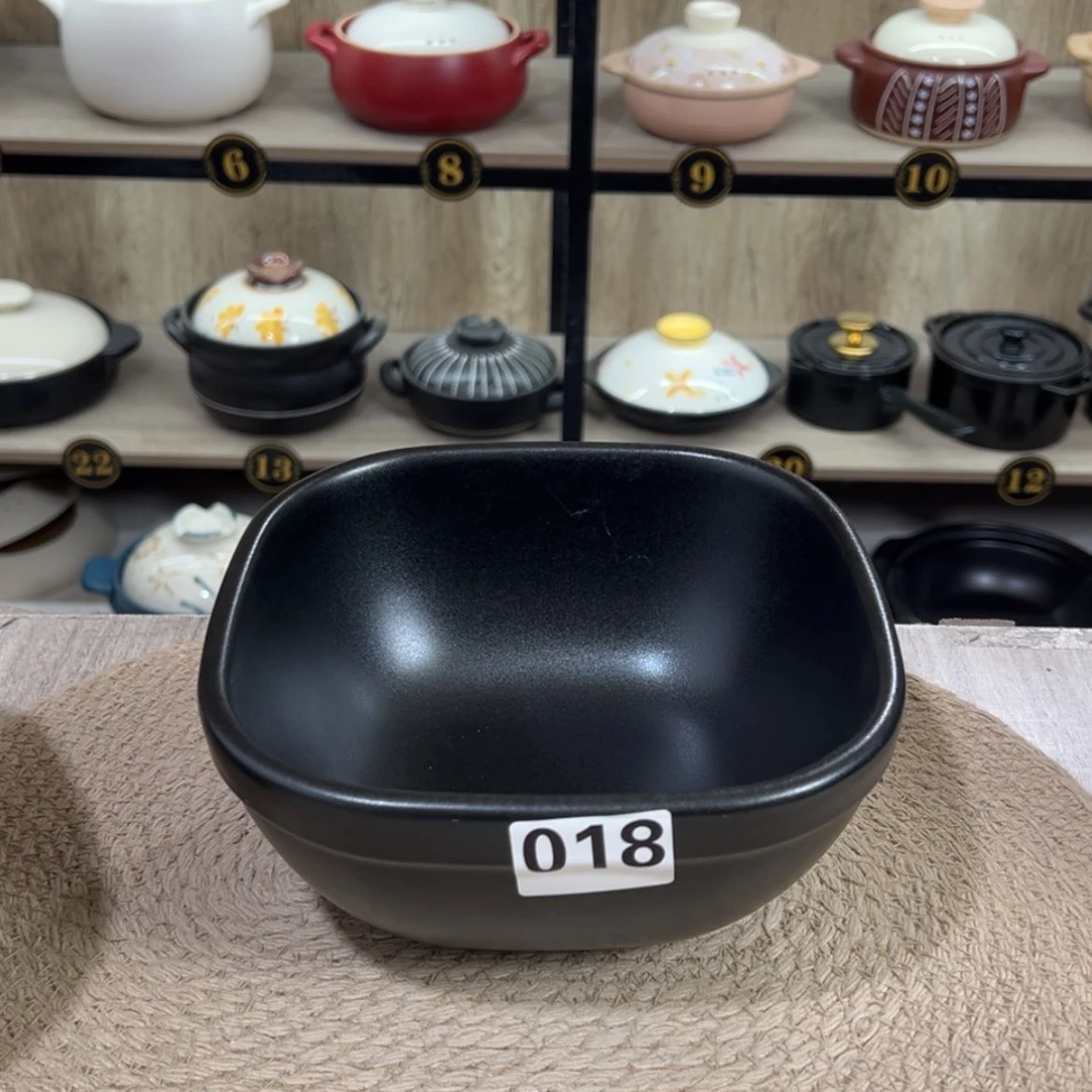 【闪购商品】1.5升砂锅微瑕疵品018