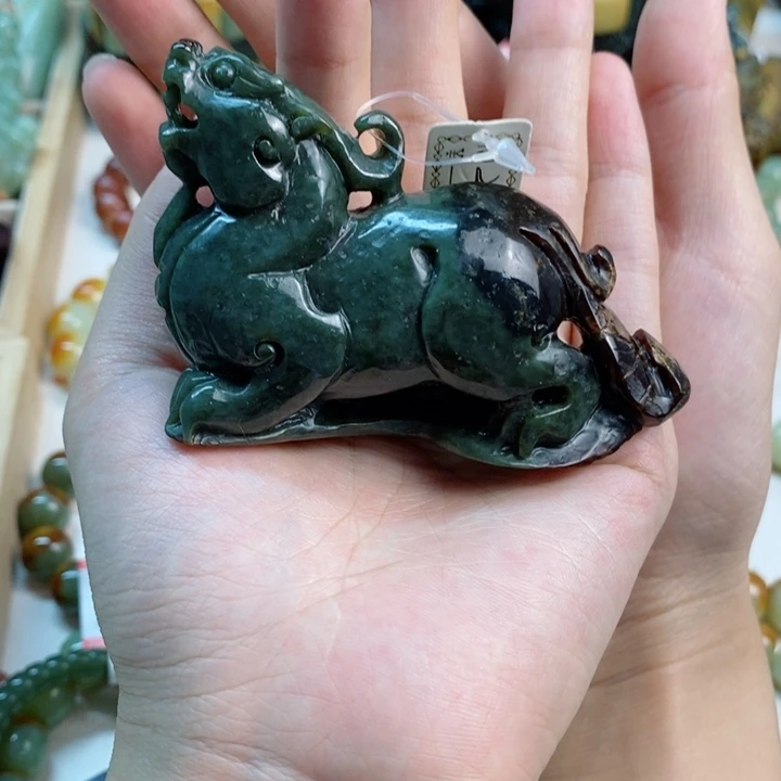 透闪石质玉手把未镶嵌